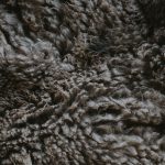 Quels sont les critères à prendre en compte lors du choix d'une laine polaire ?